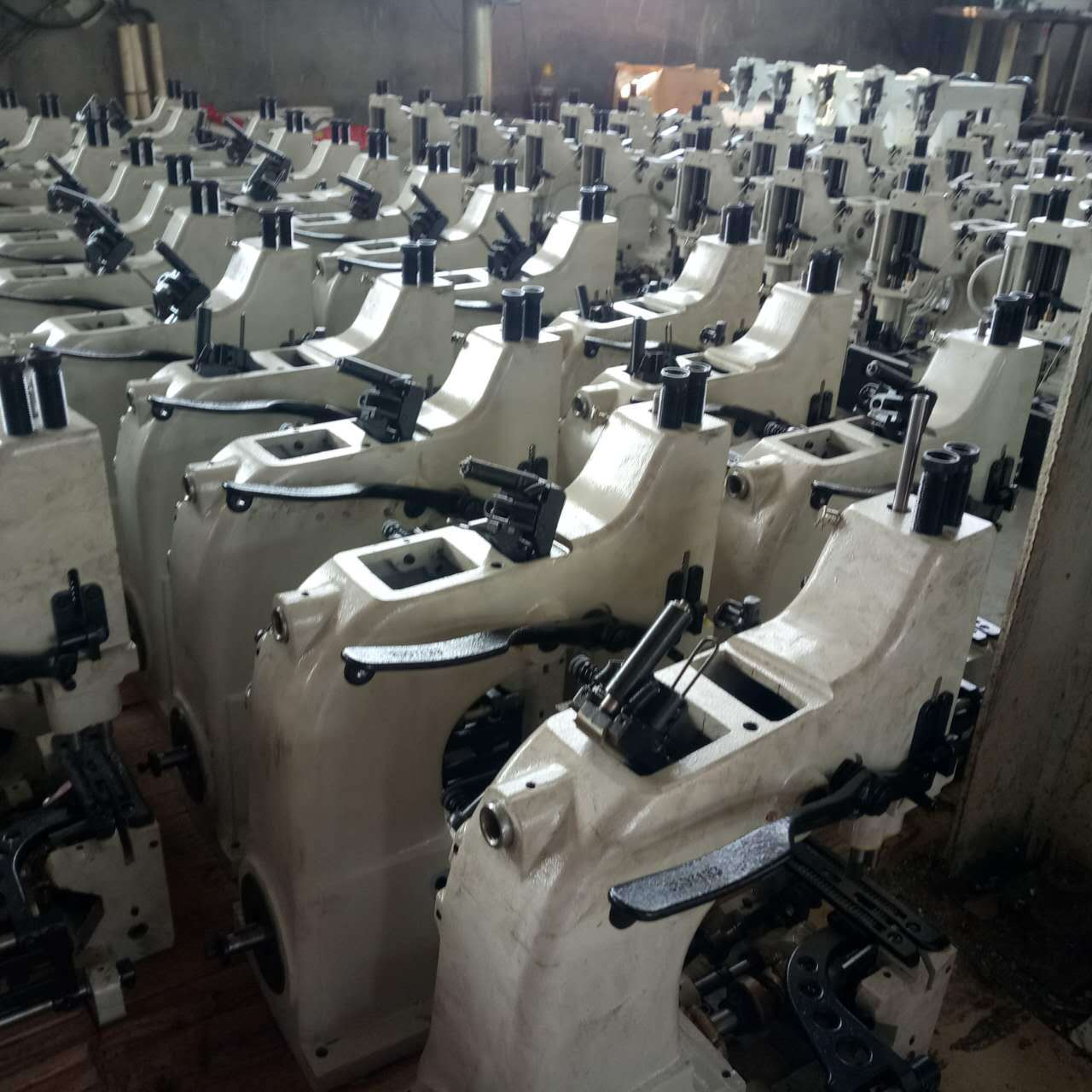 厂家代理天蓬牌tp8256型两项三项篷布缝纫机 厂价直销质量可靠