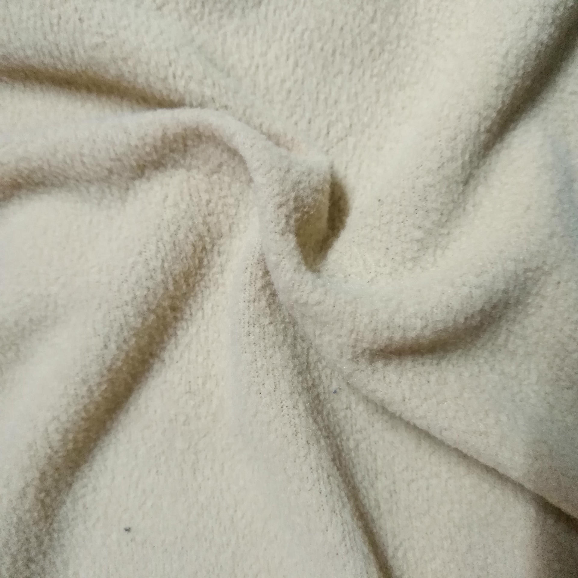 现货供应 75d超细摇粒绒 超薄单面抓绒卫衣外套里布 服装面料