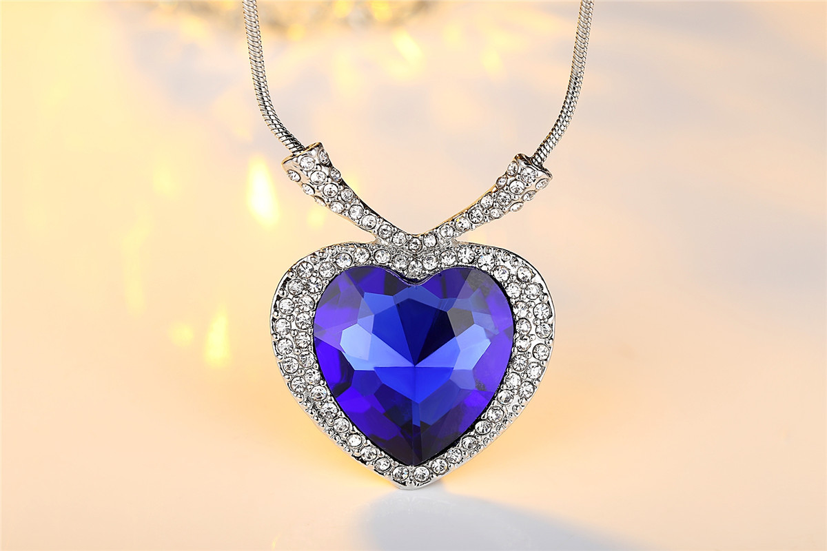 爆款蓝宝石心形吊坠项链,泰坦尼克号海洋之心项链 外贸饰品批发
