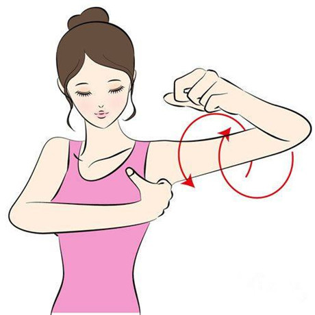 丰胸的方法有哪些 集中胸部运动   伸直背脊,抬头挺胸,你也可以在