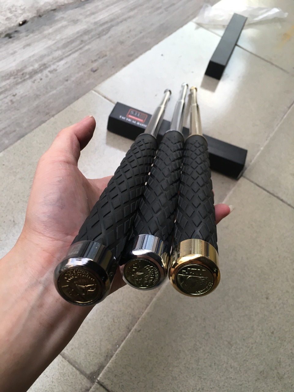 【打弯包退】美国正品511甩棍asp黑鹰伸缩棍三节户外防身武术棍