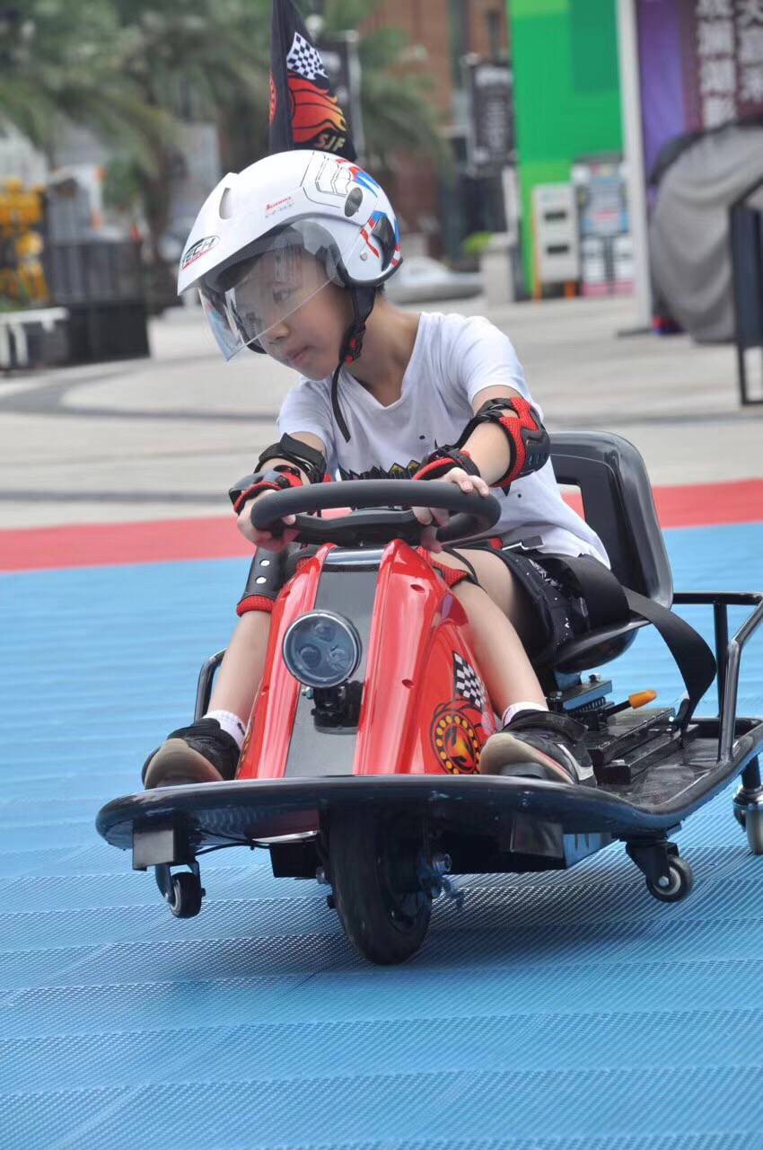 漂移车 儿童碰碰车 广场电动游乐设备 电瓶漂移车厂家