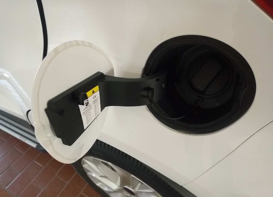 油箱,92号的粗粮就可以轻松拿下