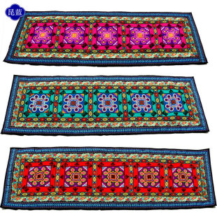 民族特色手工十字绣花坐垫 云南刺绣绣花布艺坐垫沙发垫