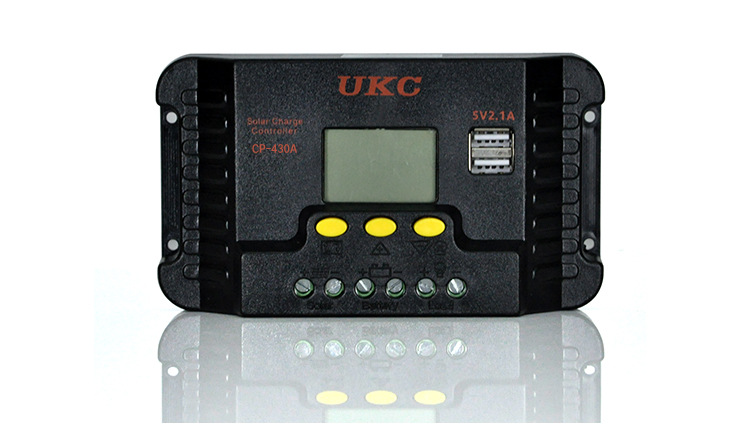全自动太阳能控制器12v24v30a 路灯系统控制器光伏发电系充电器