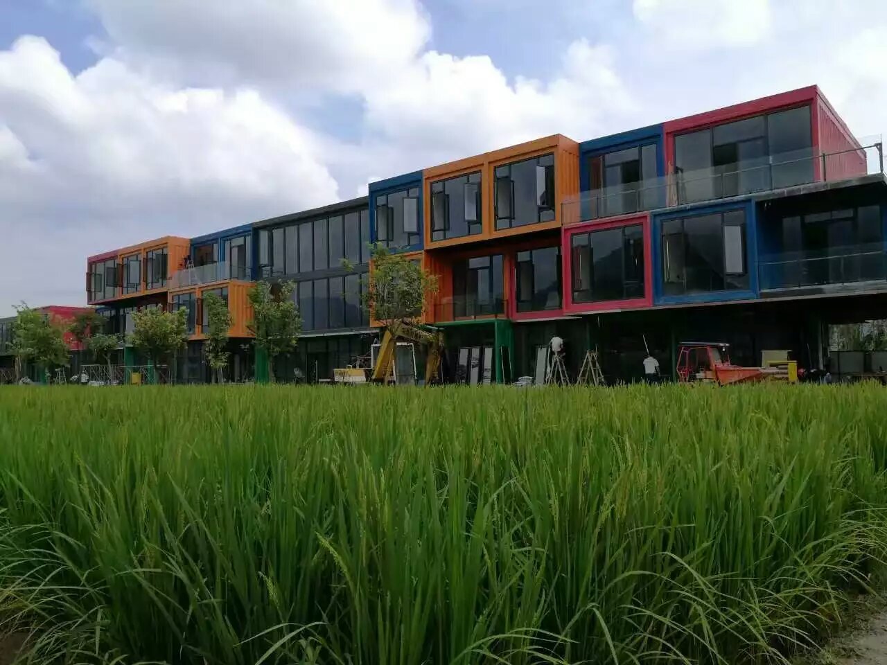 集装箱房集装箱办公楼餐厅酒店公寓箱式装配式建筑厂家定制