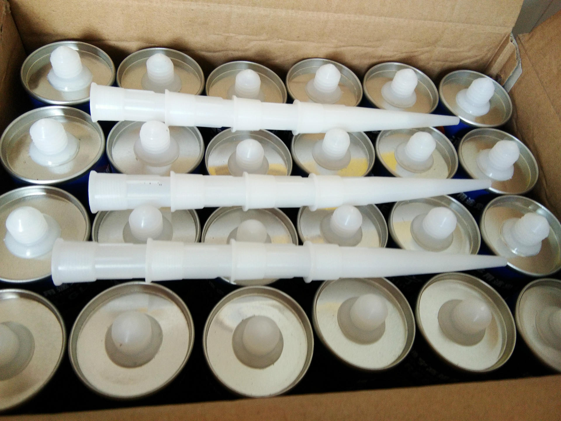 高档免钉胶高强度高粘接力快干液体钉透明白色电子电器环保免钉胶-阿