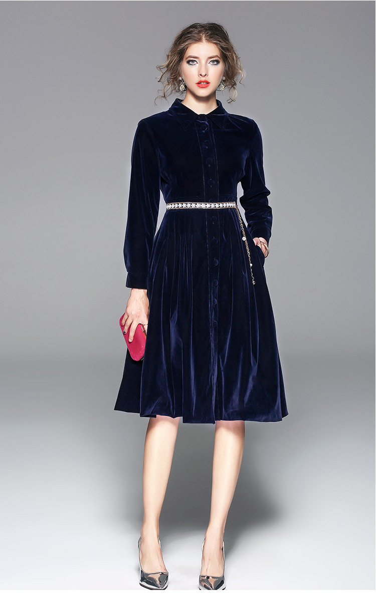 2018秋季新款欧洲站大牌女装大摆裙长袖翻领单排扣金丝绒连衣裙