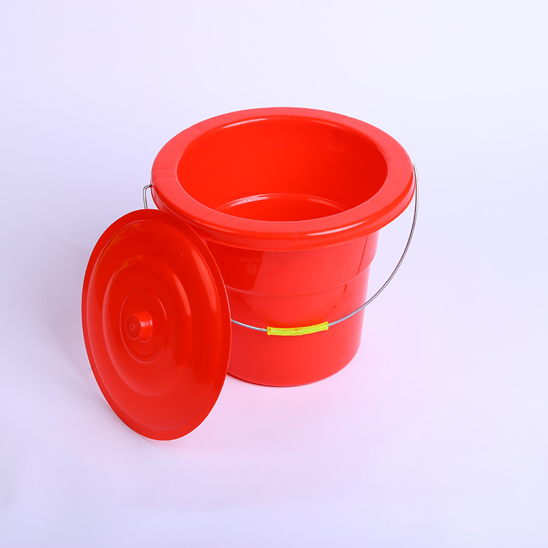 家用塑料手提带盖尿桶粪桶加厚耐摔塑料桶痰盂喜庆用品马桶批发