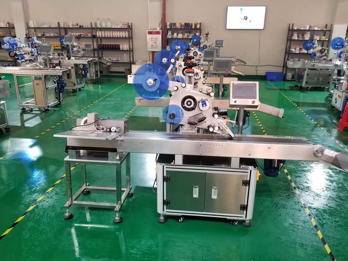 厂家直供电频贴标机塑料瓶贴标机械流水线贴标机