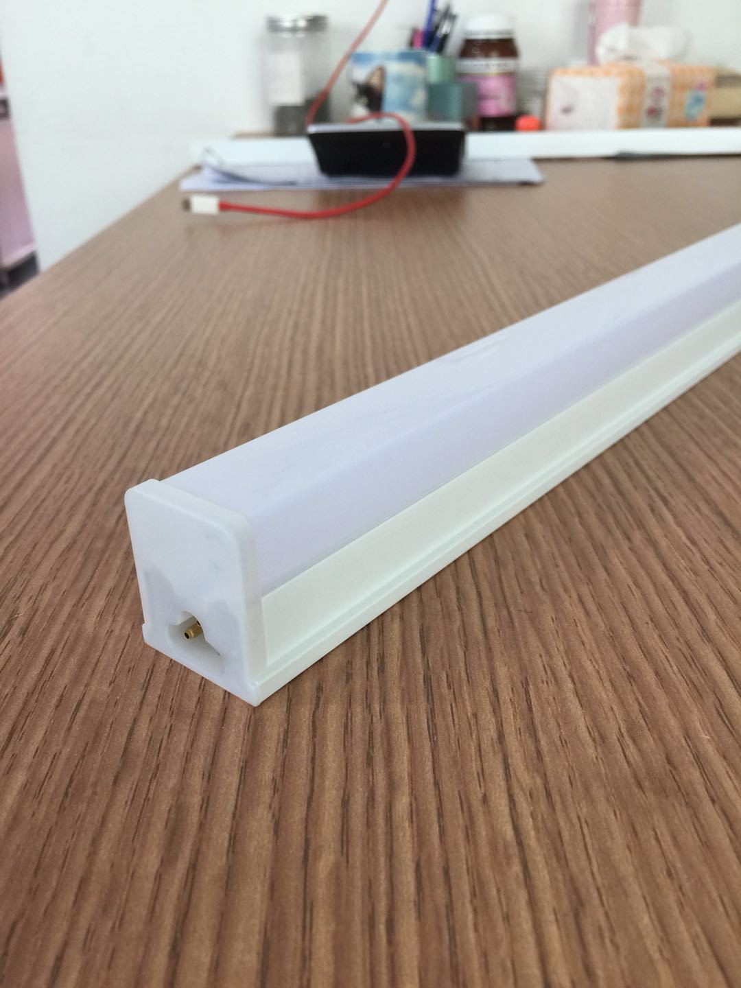 led灯管t8一体化t8灯管1.2米18w方形 全塑节能日光灯 led日光灯