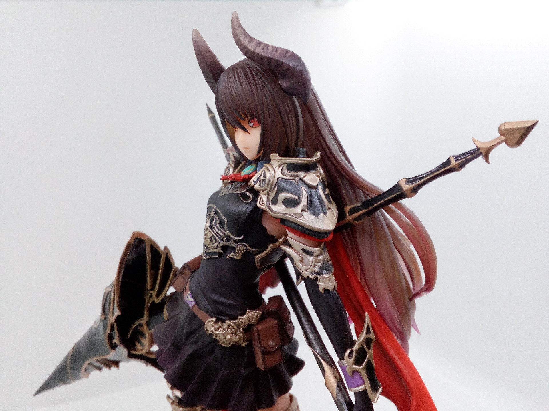 神击的巴哈姆特 暗黑龙骑士 迪阿多娜强音 forte 1/8特典版手办