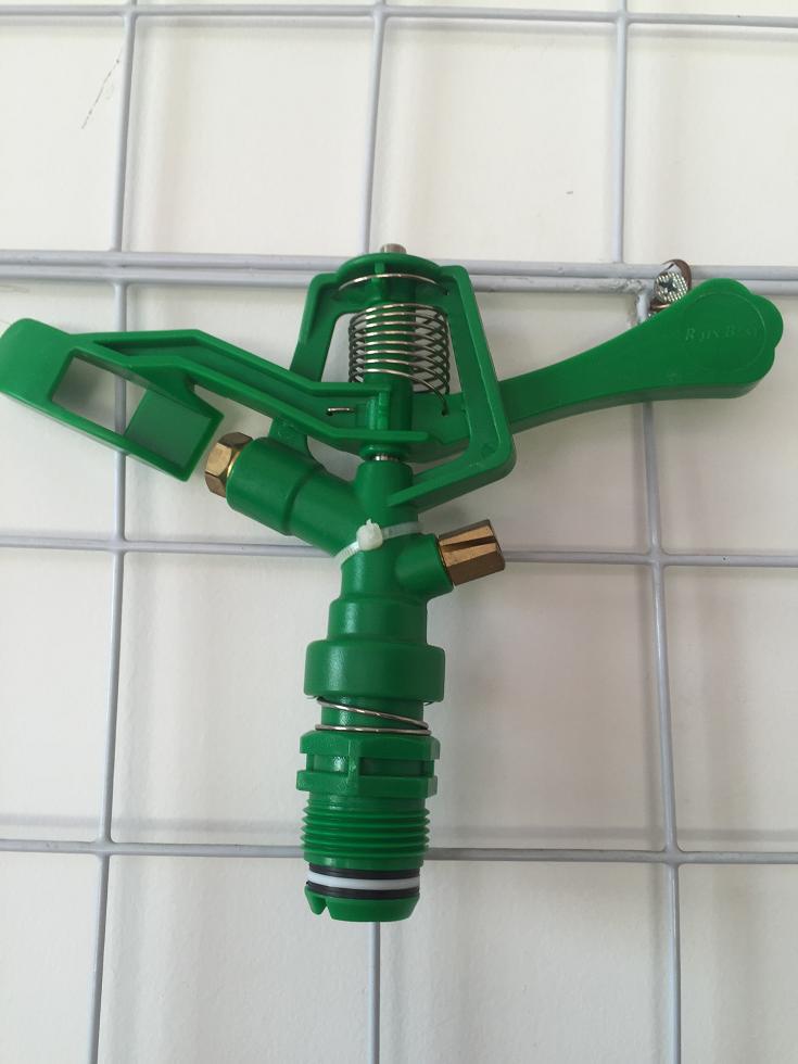 园林 绿化 草坪 花卉 喷淋 灌溉 降温 除尘 用6分塑料摇臂喷头