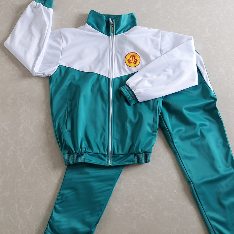 新款校服定制厂家直销 中小学校服金光绒面料可定制量大价优