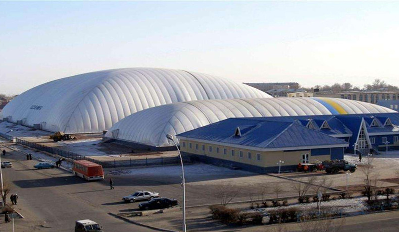 定制气承式充气膜结构体育场馆 专业充气膜厂家 羽毛球场馆膜结构