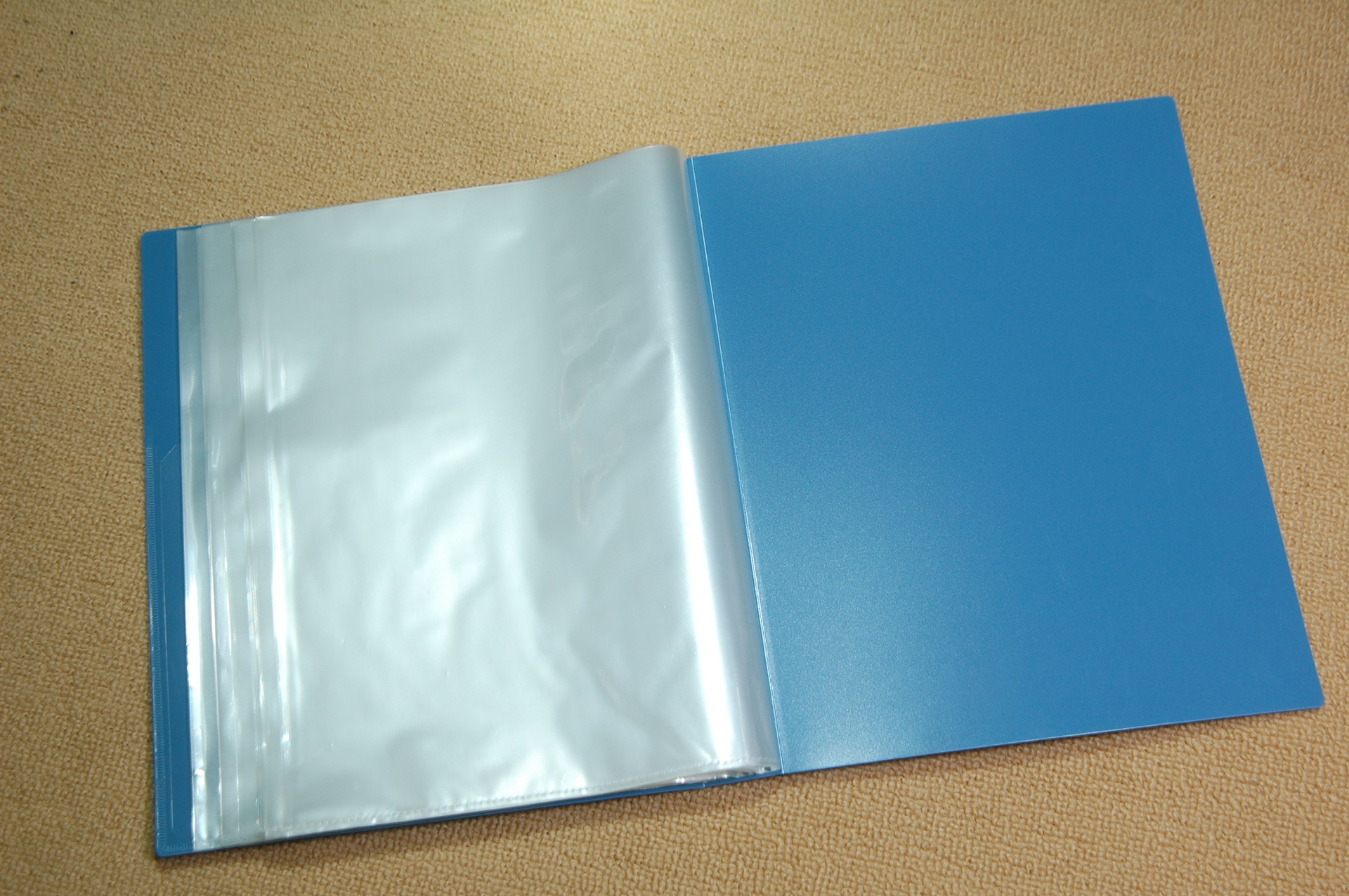 定做a4资料册分页文件册插页文件夹60页批发供应商:东莞市领先相册