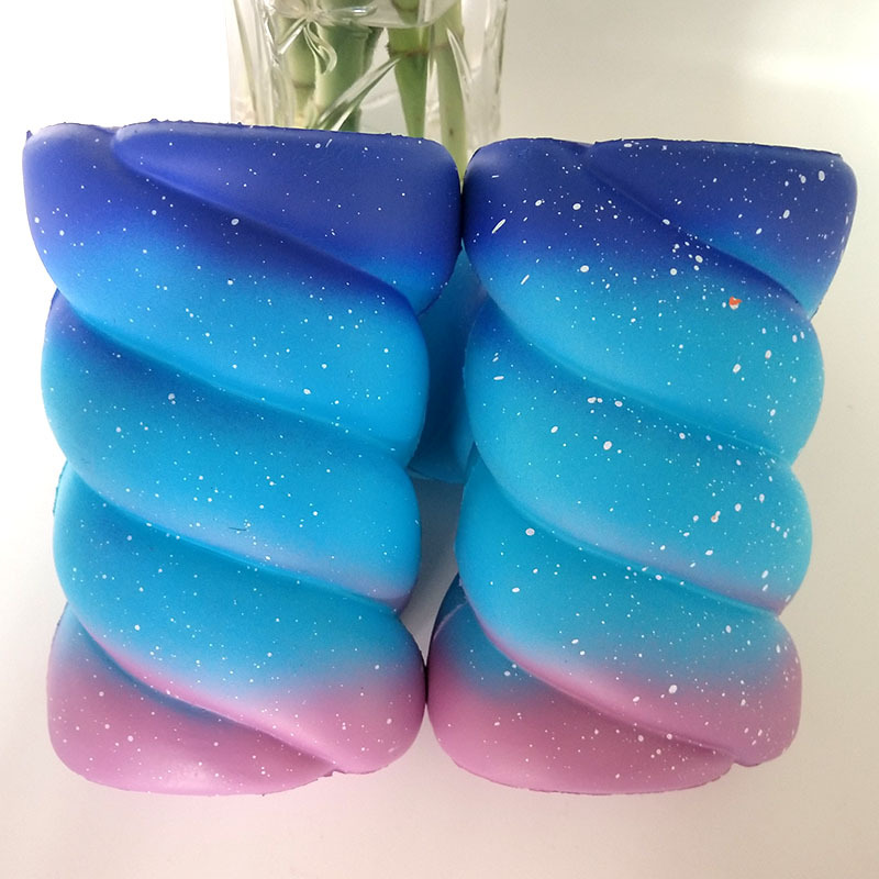 厂家直销pu慢回弹星空棉花糖squishy 仿真食物发泄玩具squishy