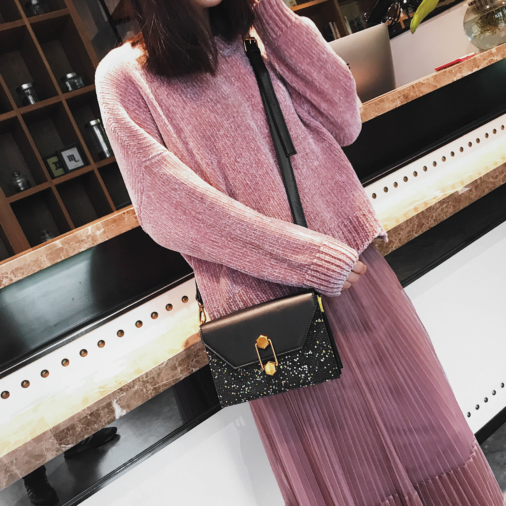 chic包包女2018春季新款潮韩版百搭亮片小方包单肩斜挎少女小挎包