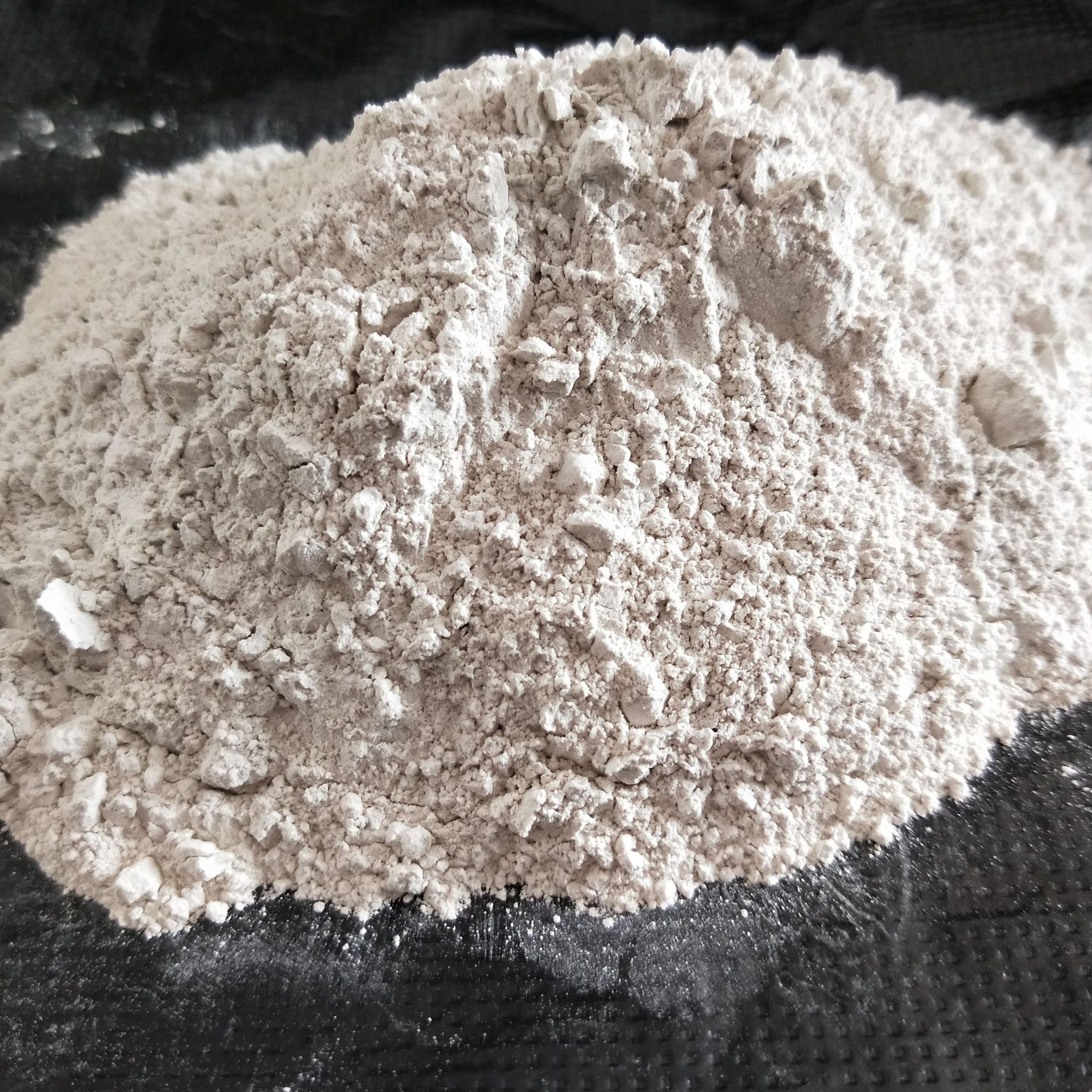 活性白土用于食用油精炼和脱色