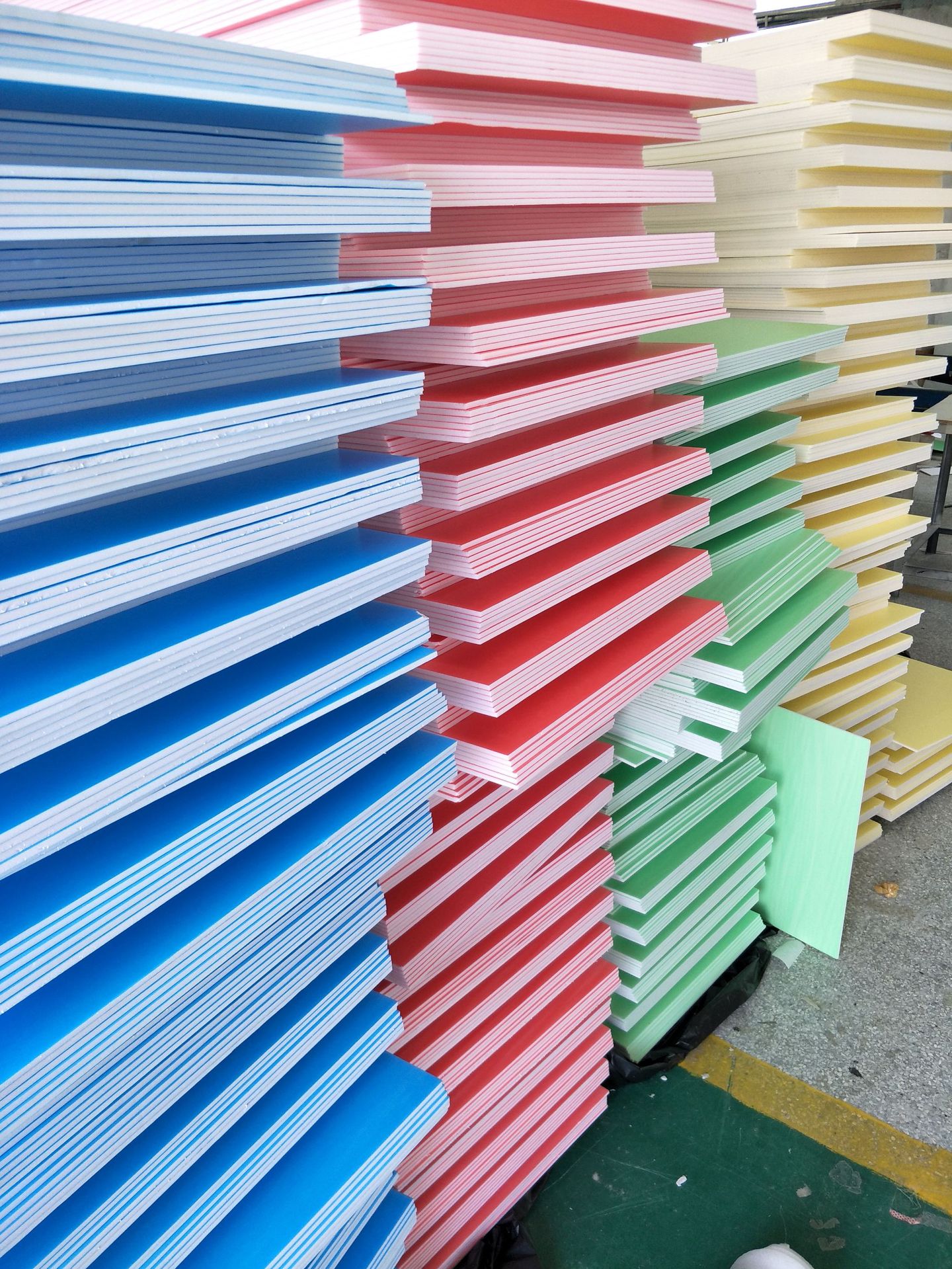 厂家直销彩色kt板 写真广告耗材 展示板模型kt板材料kt板写真批发