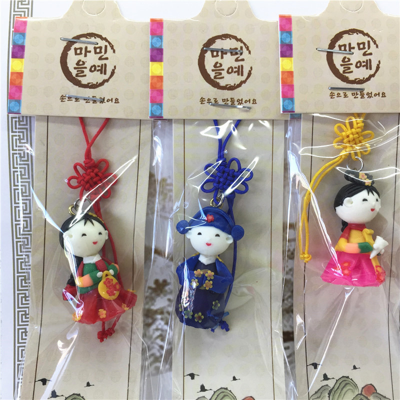 批发韩国民俗工艺品延边朝鲜族特色民俗手工艺刺绣花朵娃娃手机链