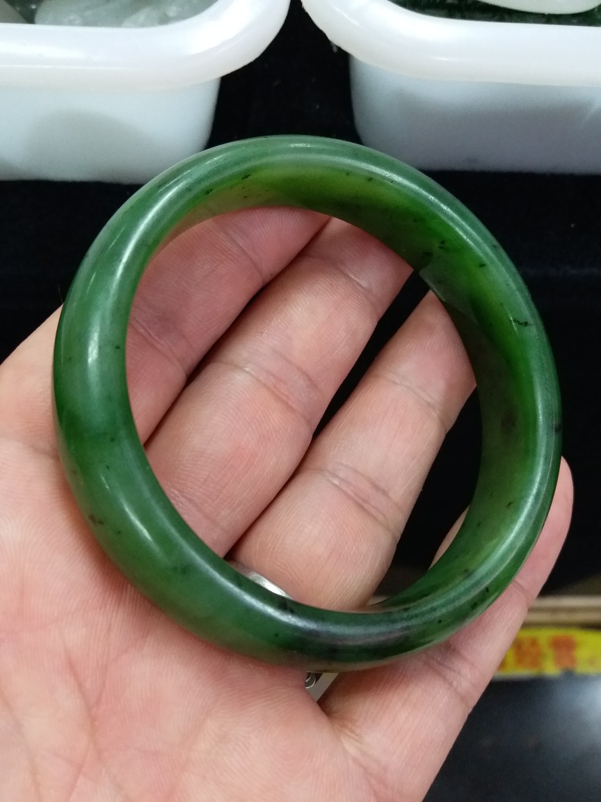 和田玉天然碧玉俄料老坑碧玉手镯厂家带证书支持全国复检批发