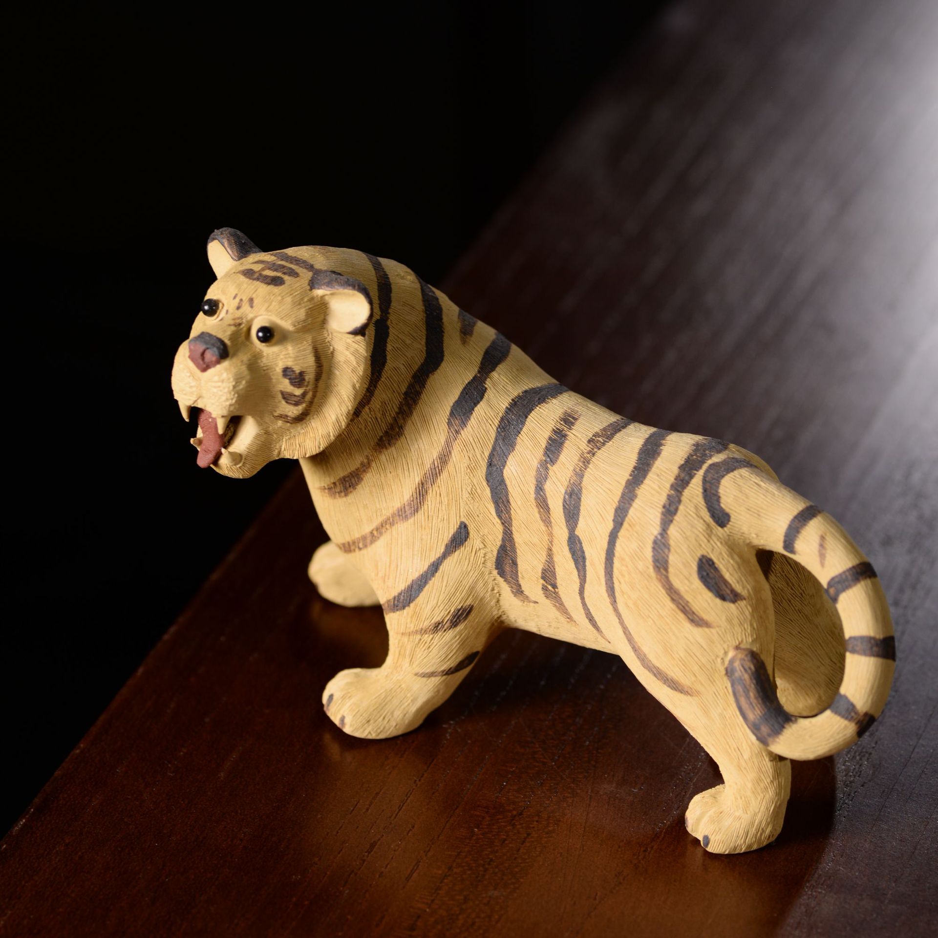 宜兴紫砂茶宠老虎生肖陶瓷茶具摆件雕塑精品仿真动物工艺品直销