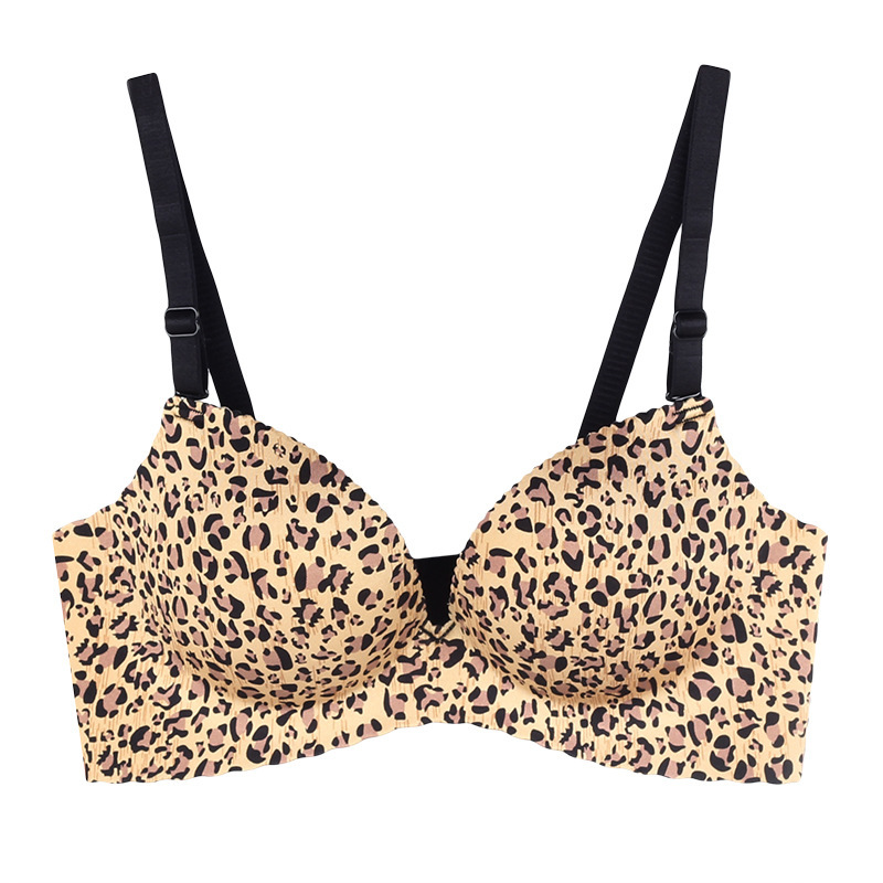 生产厂家批发 新品无钢圈聚拢调整型一片式无痕文胸 豹纹内衣