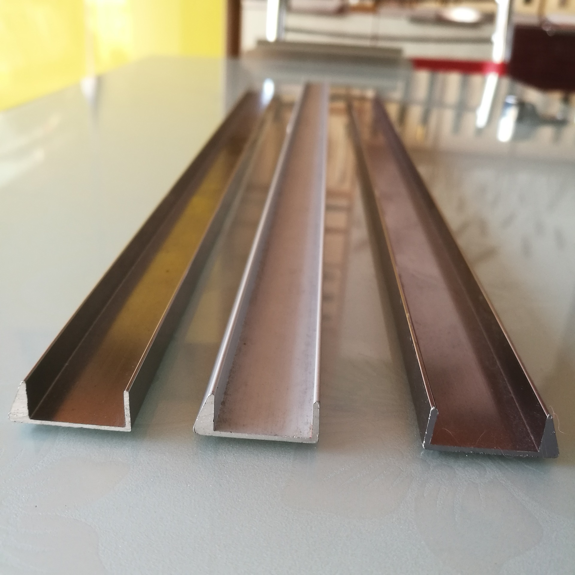 佛山厂家批发铝合金u型铝槽家具铝型材木板封边条铝边条