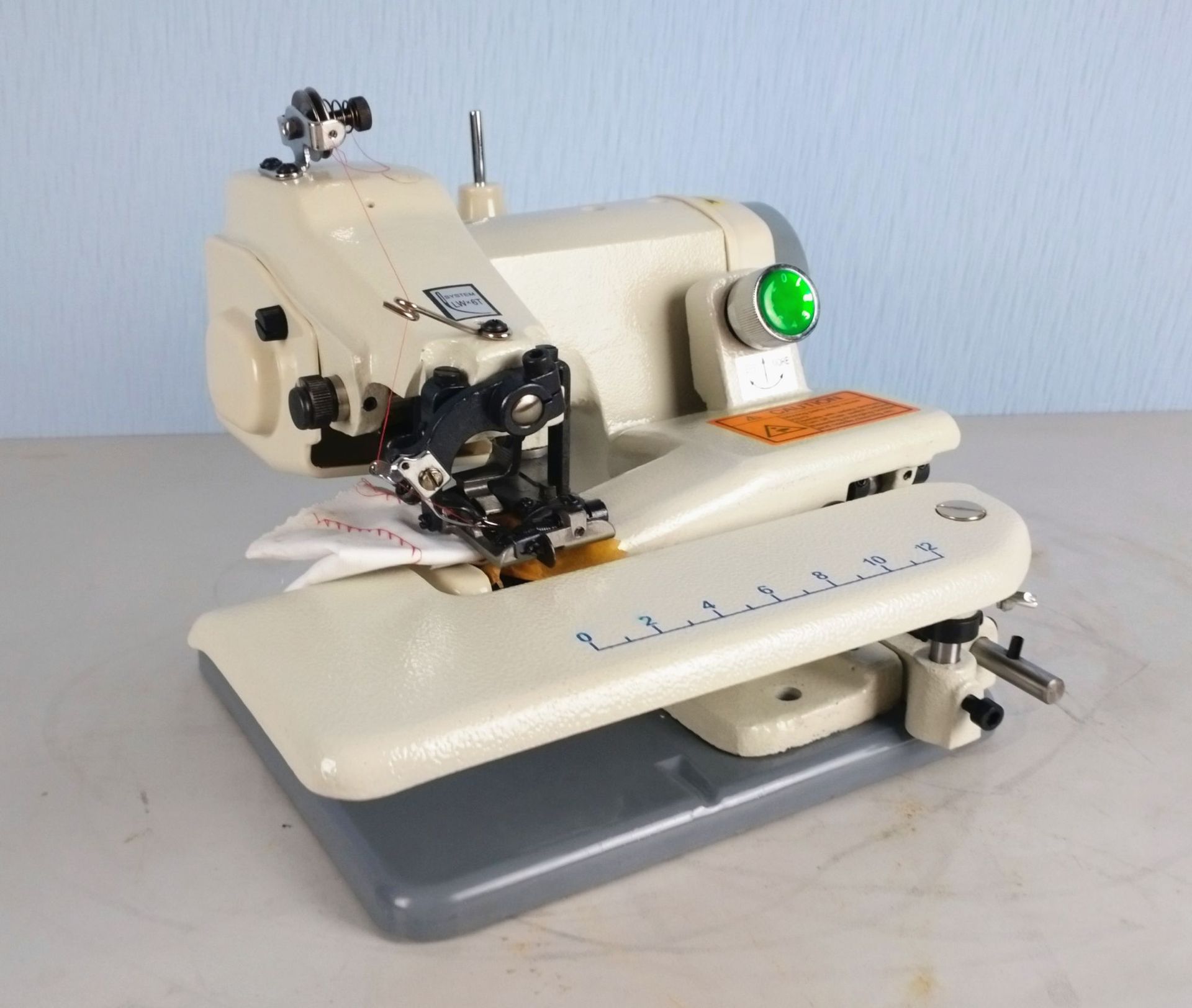 供应多功能家用撬边机 暗缝机翘裤边机 全自动工业缝纫机