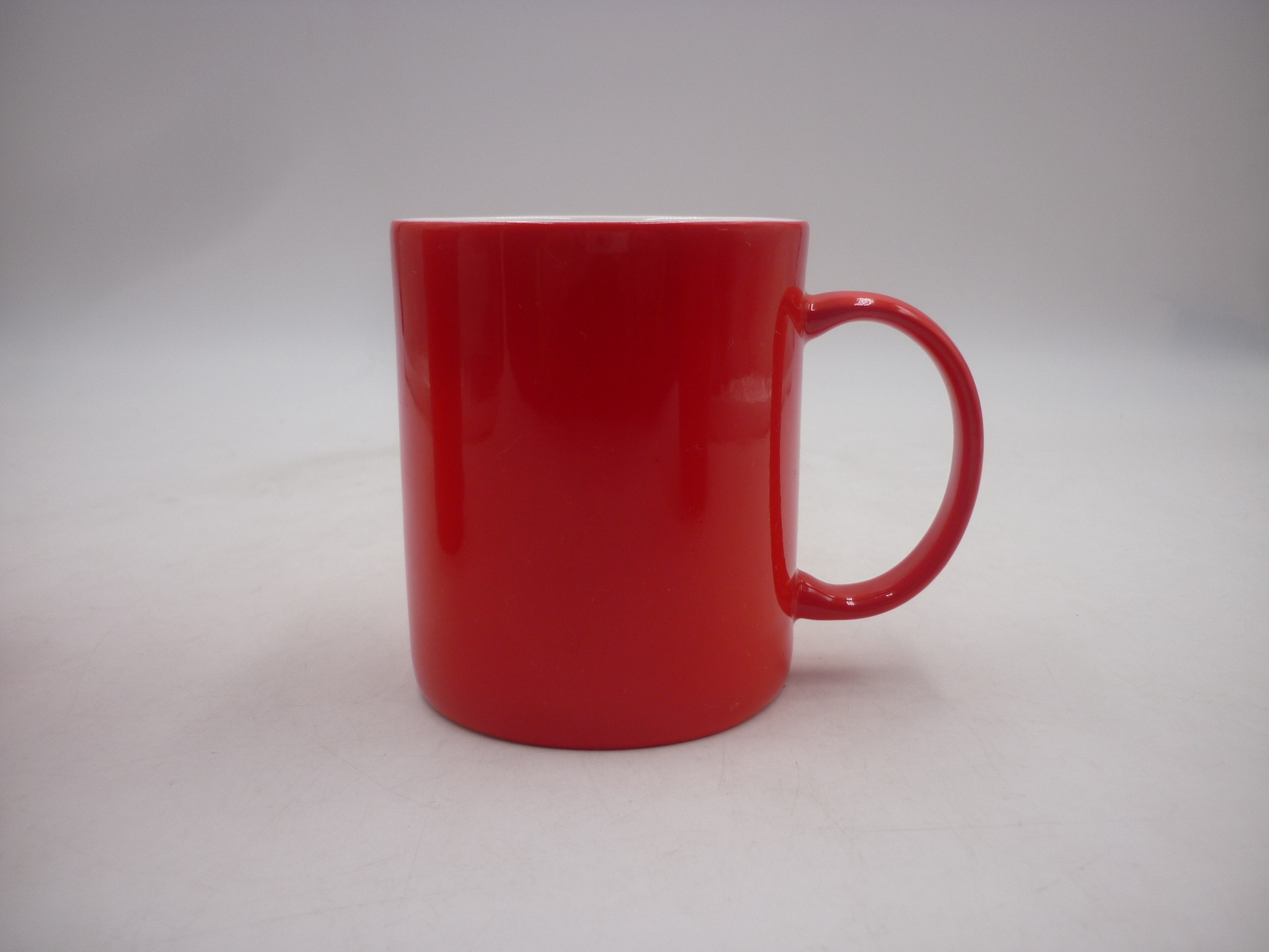 亮光双色釉马克杯 红色陶瓷杯定制logo 创意礼品水杯 出口欧洲