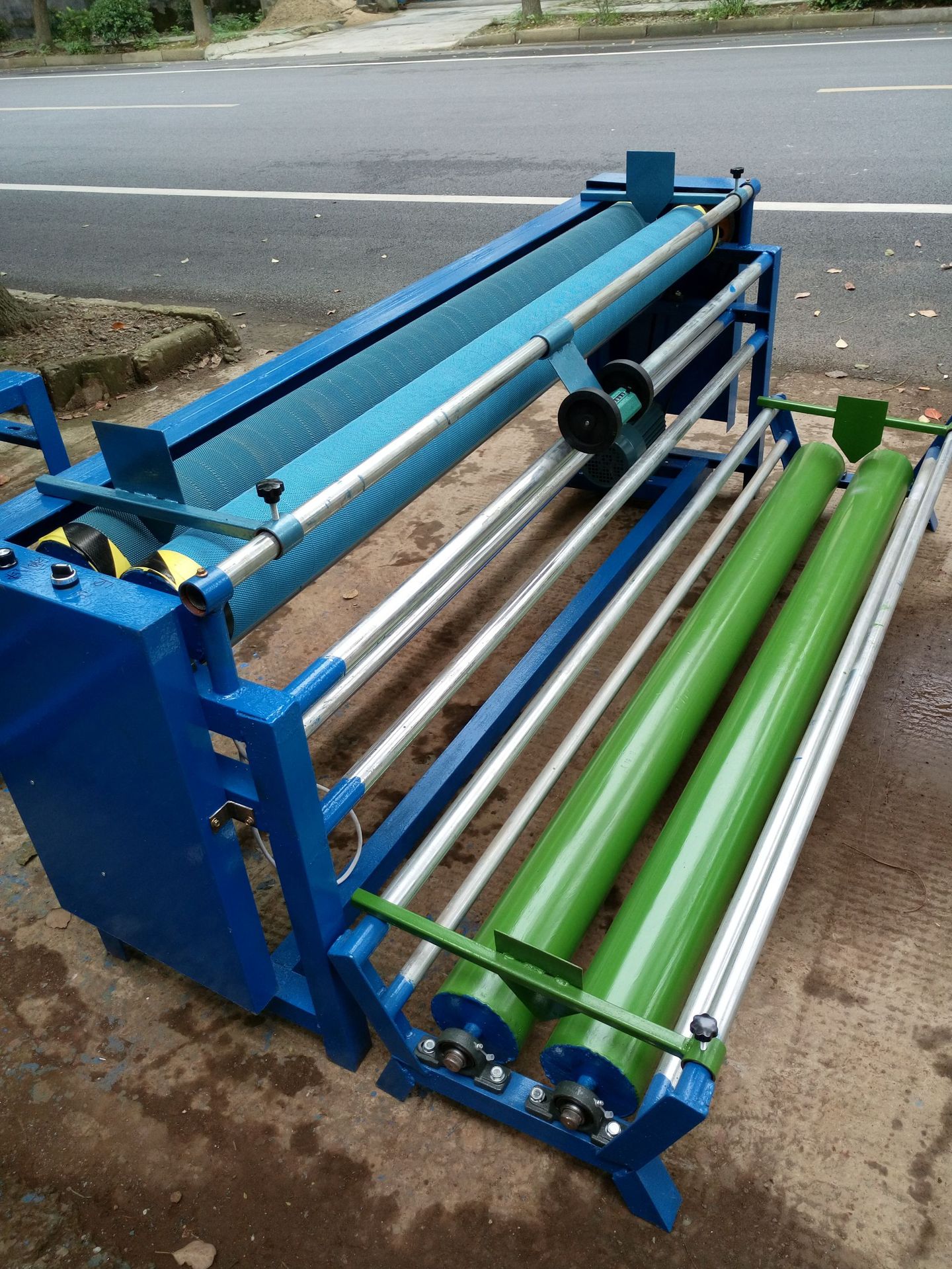 卷布机 打卷机 跑码机 小型分卷机 面料分卷机 自动卷布机