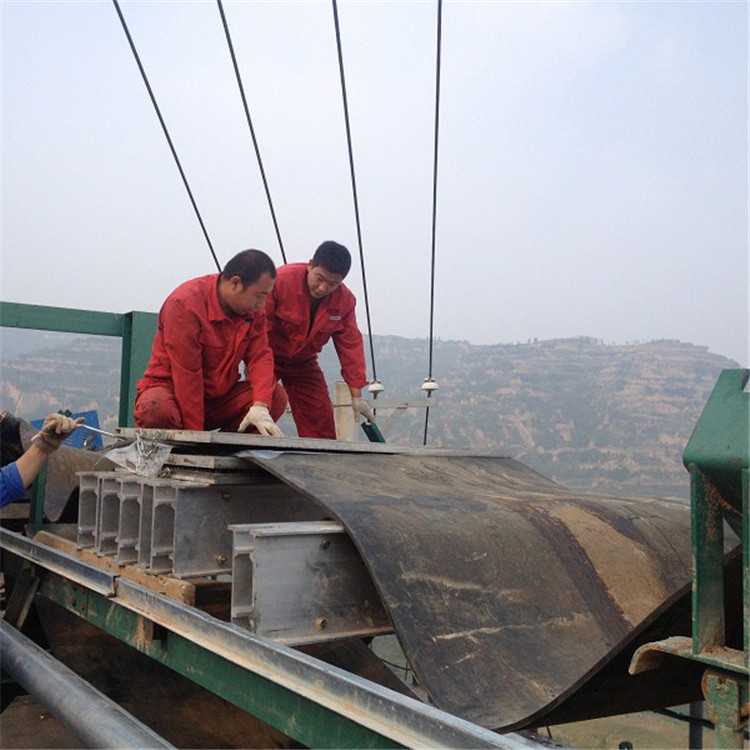 硫化接头输送带热粘接厂家人员现场施工冷接热粘皮带传送带热硫化
