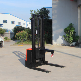 5吨电动液压堆垛车 步行式电动叉车