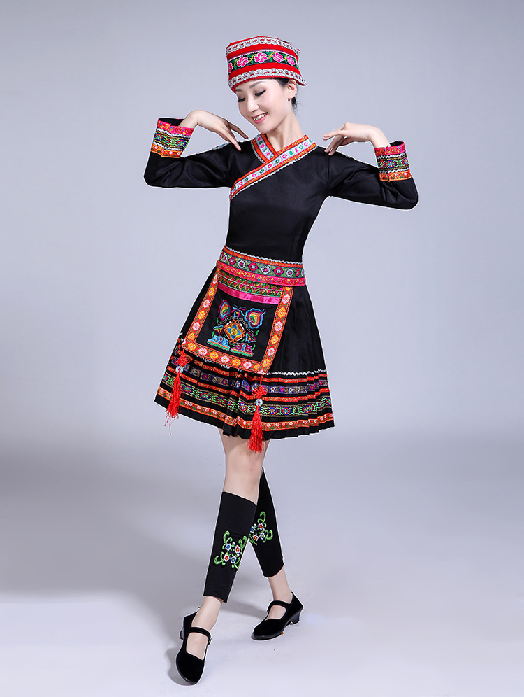 苗族服装女少数民族舞蹈服饰云南文山贵州土家彝瑶壮族表演出服