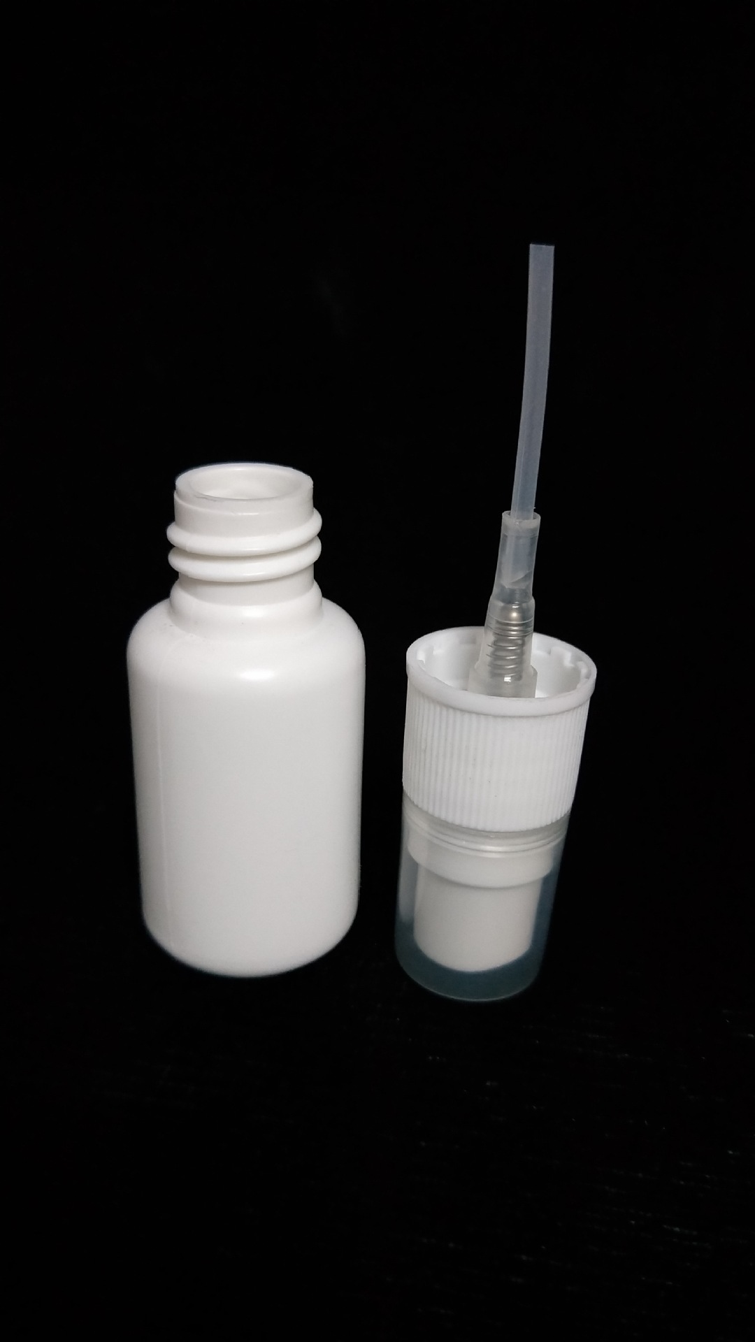 厂家直销 15m 细雾小喷雾瓶 水分装瓶 pe塑料瓶 小空瓶 鼻喷瓶