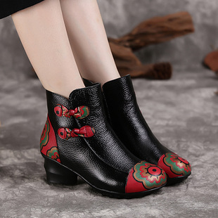 真皮短靴民族风女鞋中老年加绒女靴子秋冬妈妈棉鞋广场舞粗跟单靴
