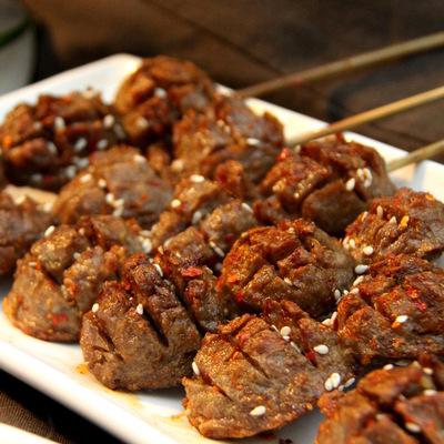 潮汕小吃特色美食手工牛肉丸肉串 烧烤丸子冷冻火锅食材批发