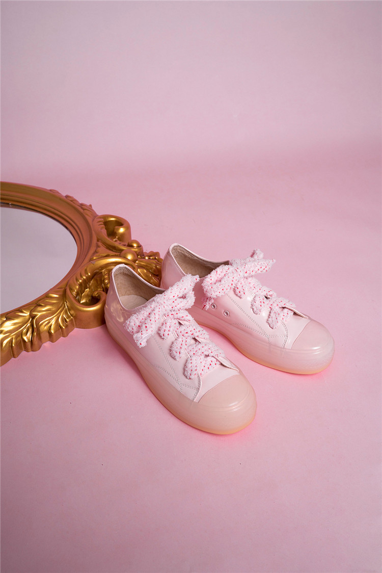 ins超火的休闲鞋网红同款果冻鞋2019春新款系带韩版ulzzang板鞋女