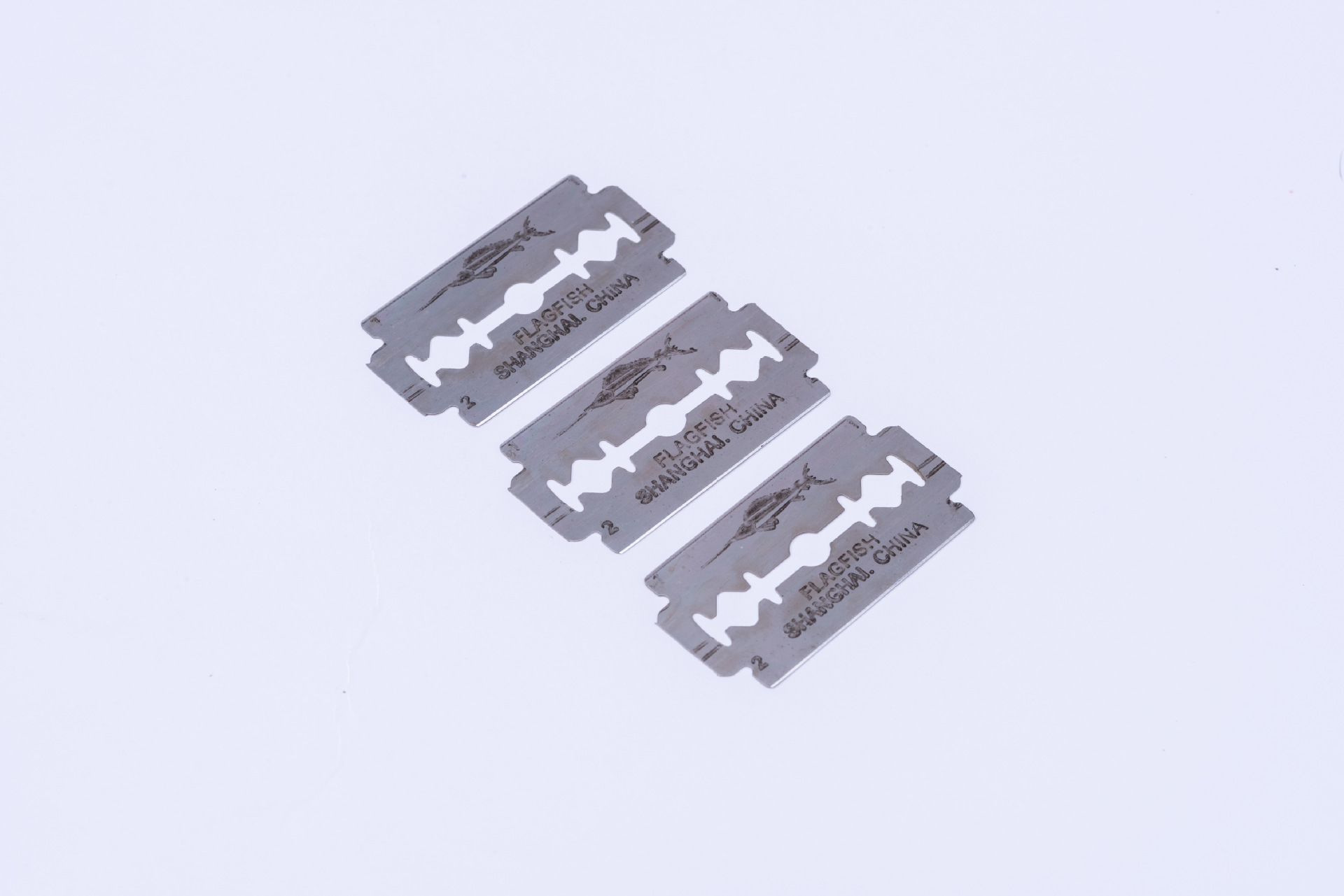 剃须刀片_供应牌优质碳钢双面刀片 老式手动剃须刀片(200大盒 - 阿里