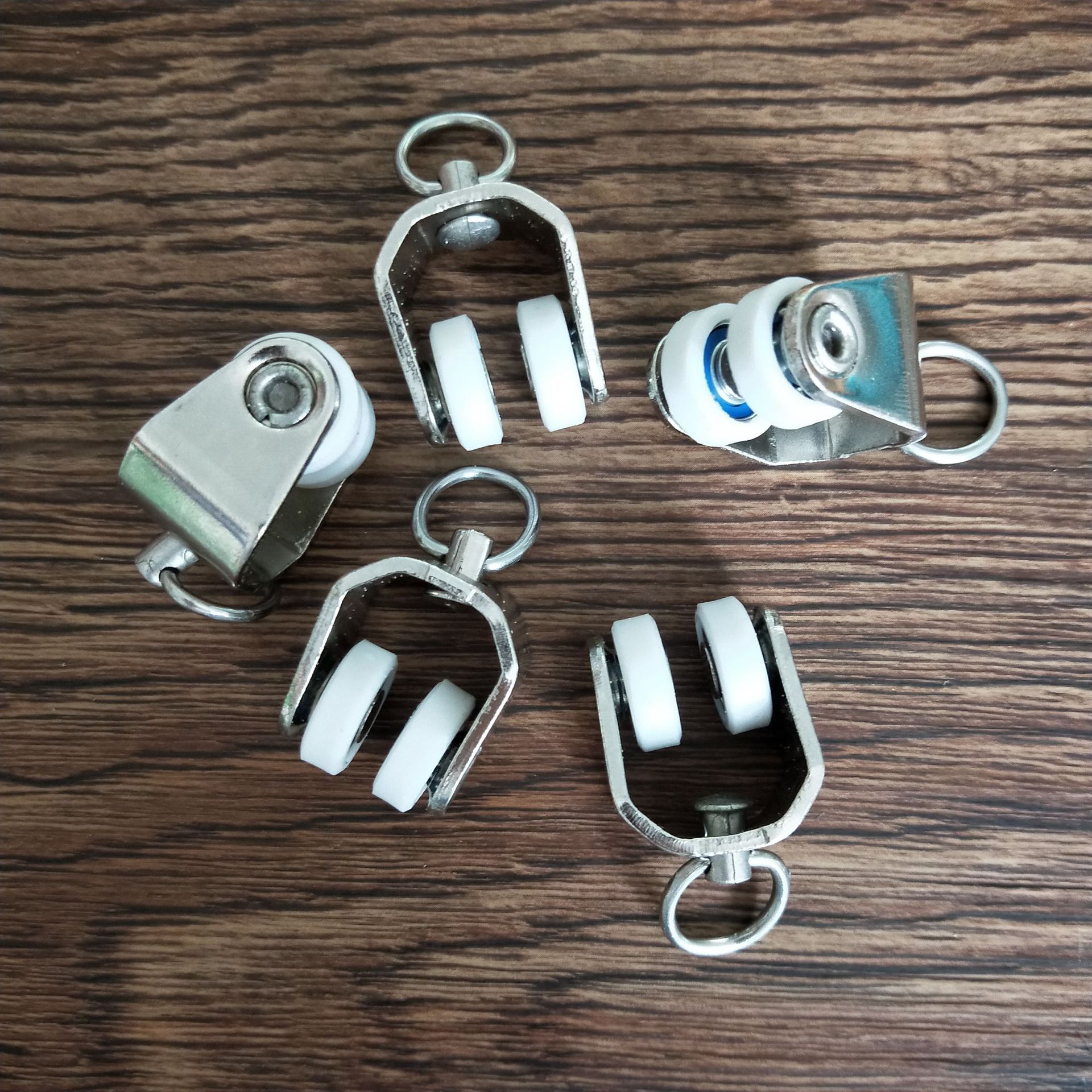 窗帘滑轮 窗帘轨道滑轮 窗帘工字轨重型轴承轮 窗帘配件厂家直销