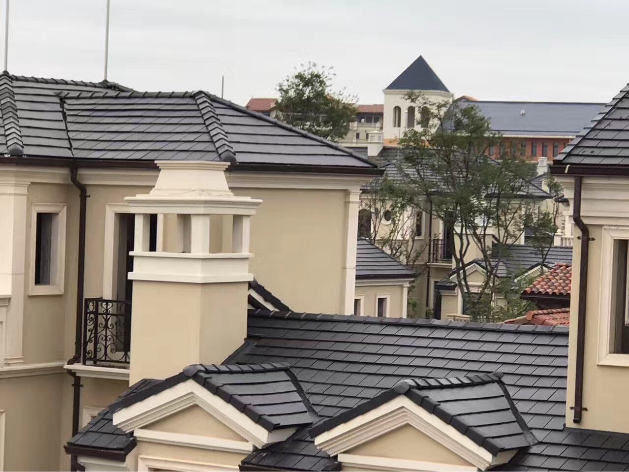 宜兴厂家粘土别墅屋面平瓦琉璃双筒陶瓷屋顶瓦片 可