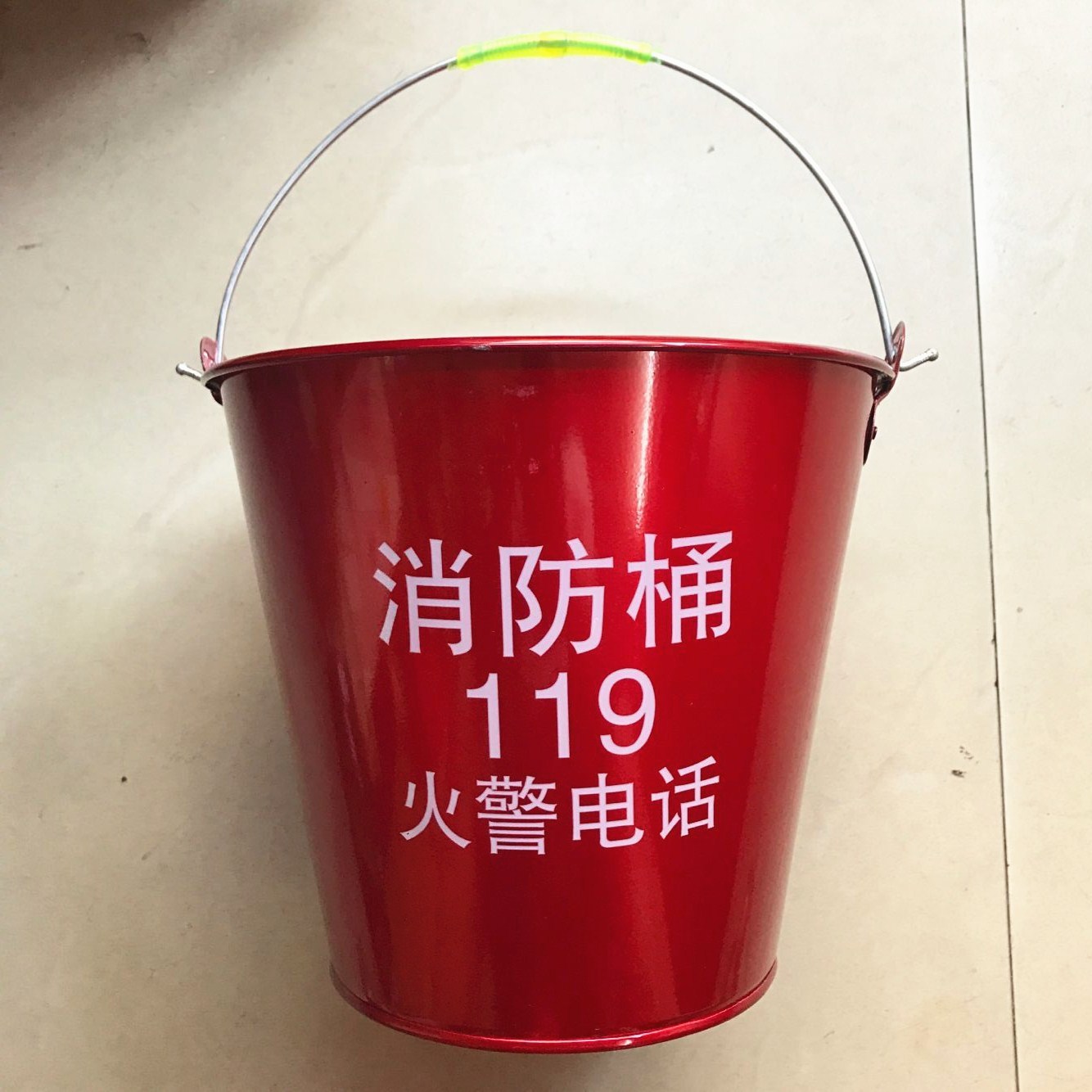 名称:消防专用沙桶 水桶 规格:高22cm  口直径24cm