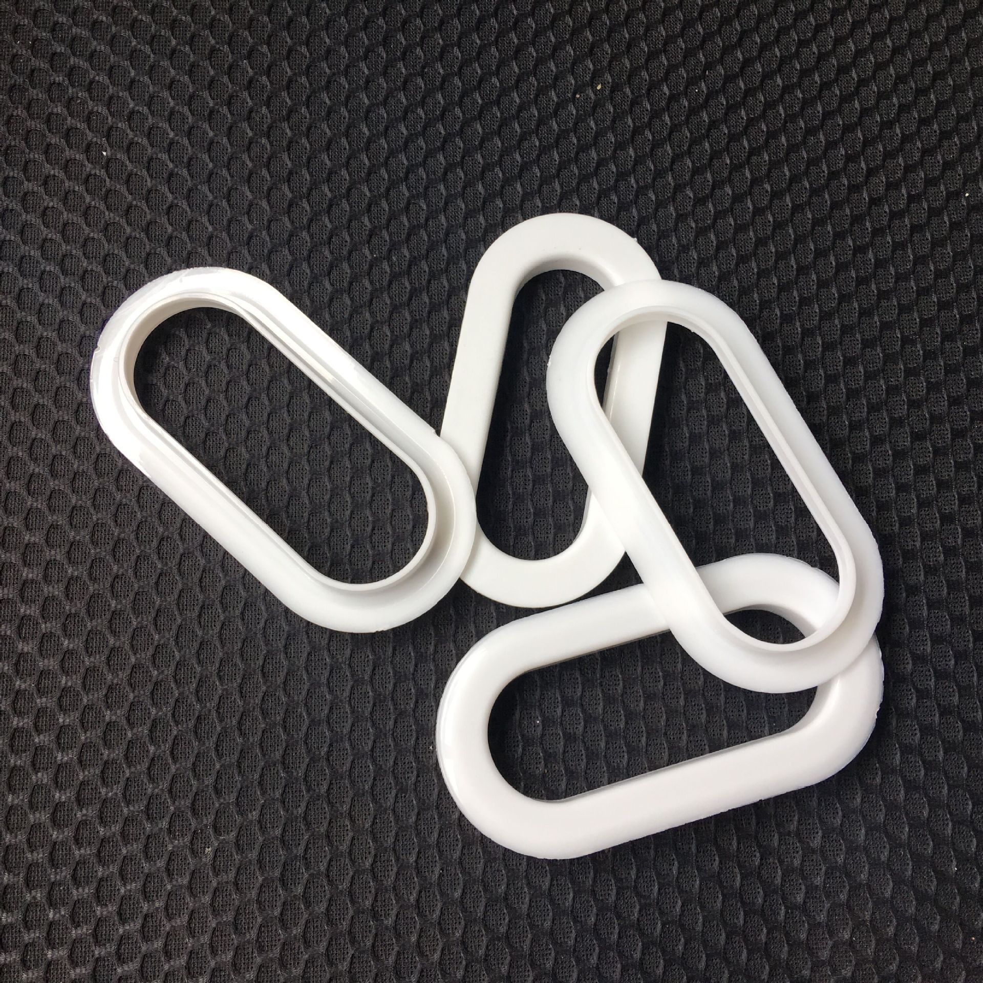 工厂生产销售空心扣手 白色空心分体扣手 塑料箱配件