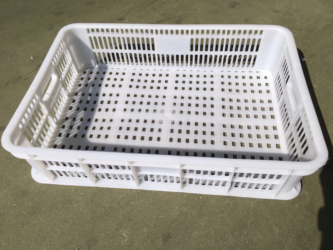 新料hdpe塑料筐新辉塑料周转筐天纬二格筐白色塑料筐