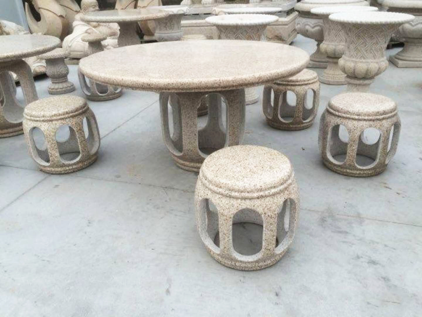 福建石桌石凳生产厂家庭院户外园林石雕仿古桌椅圆鼓凳定做老物件