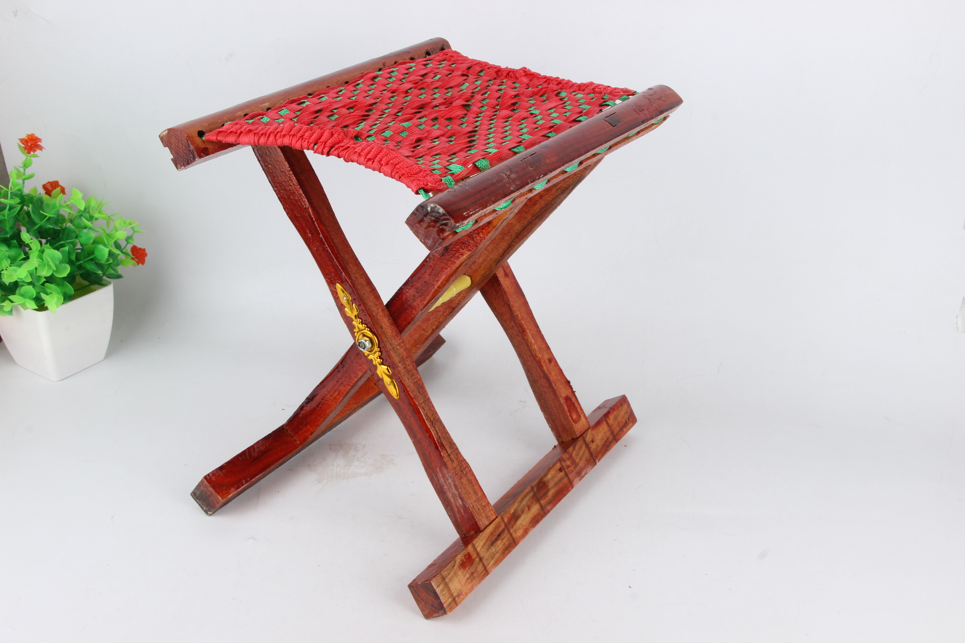 红色木40折叠马扎 木头折叠凳子 烧烤饭店马扎 赠品货源多元店