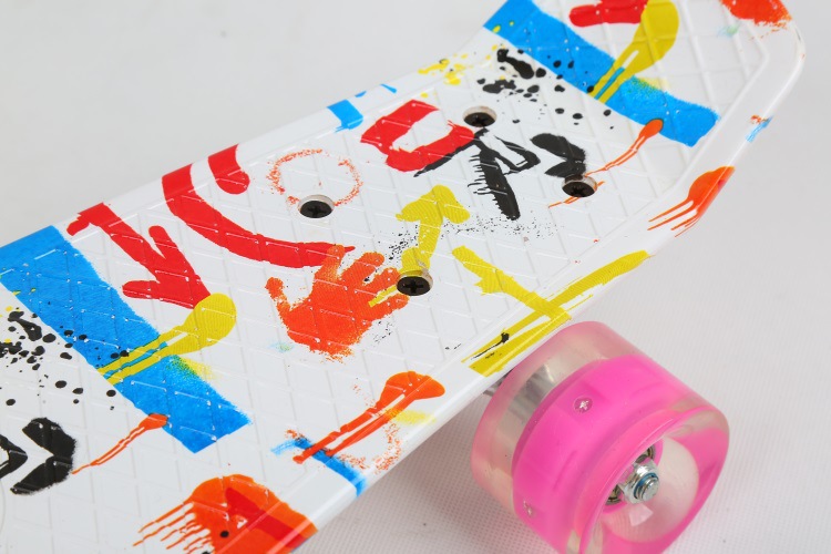 厂家直销儿童滑板车单翘涂鸦四轮滑板成人大学生代步滑板定制批发