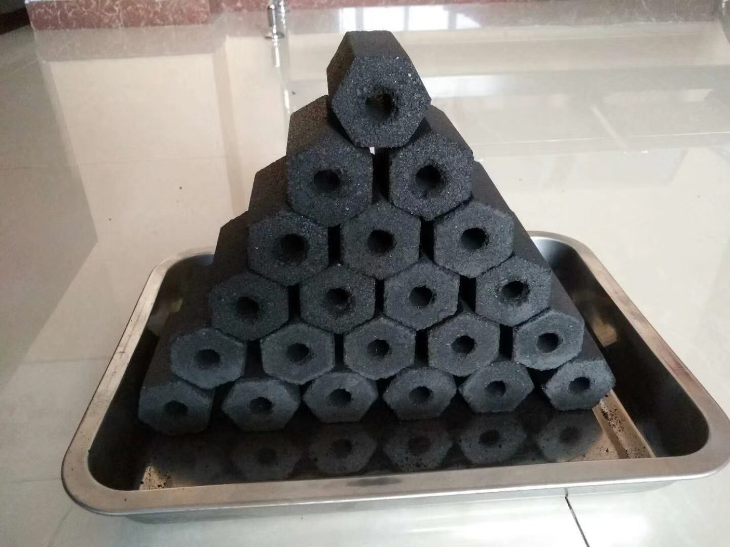 环保烧烤炭 机制炭烧烤碳无烟耐烧火锅烤鸭铜锅烤全羊用六角炭