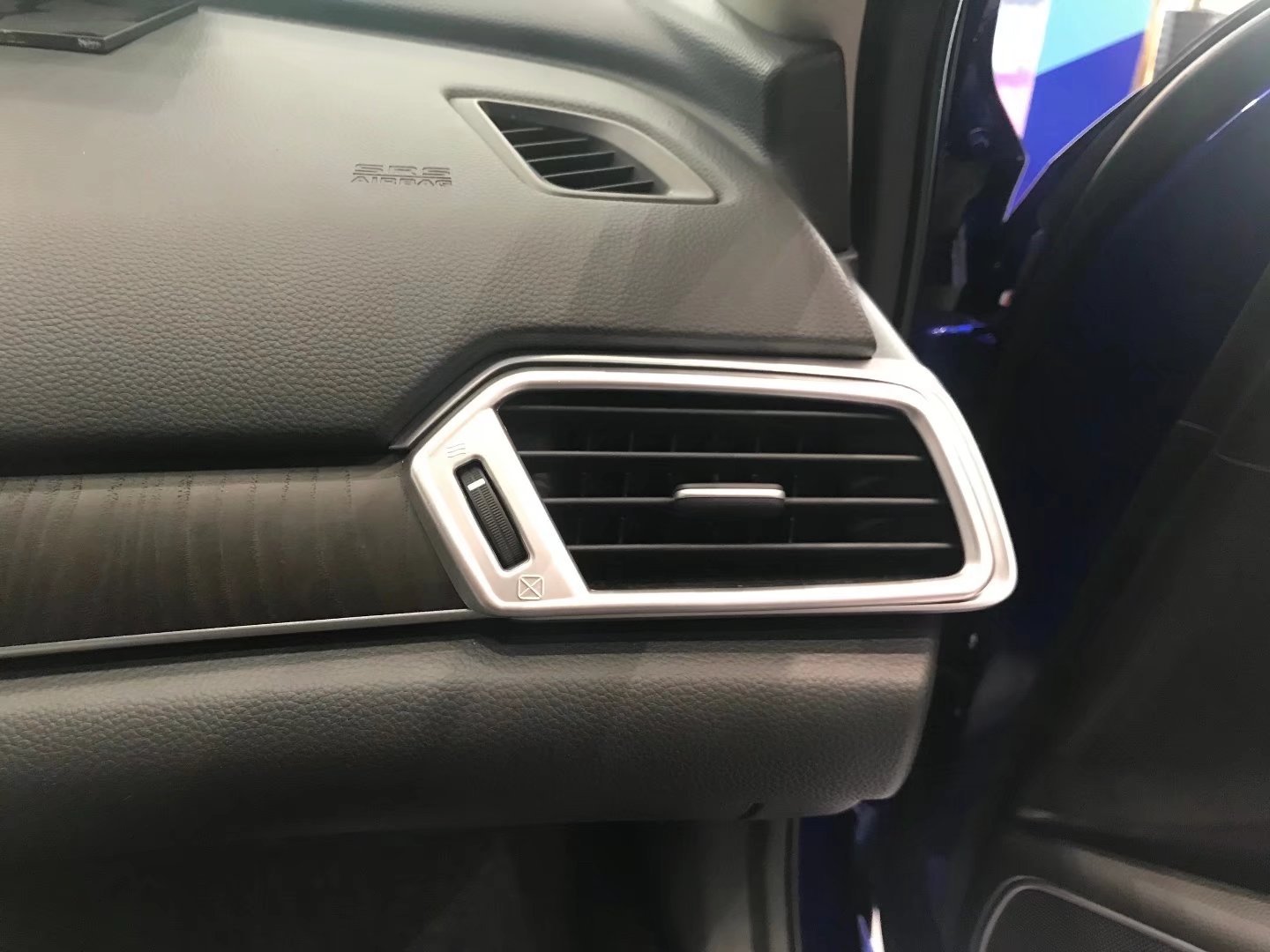 2018款本田十代雅阁改装前侧出风口18新雅阁空调口亮片贴装饰专用